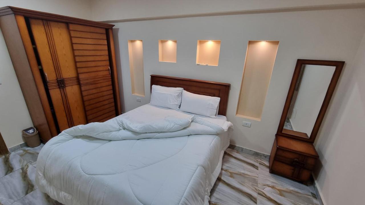 Alex Sea View Apartment - Families Only Александрия Екстериор снимка