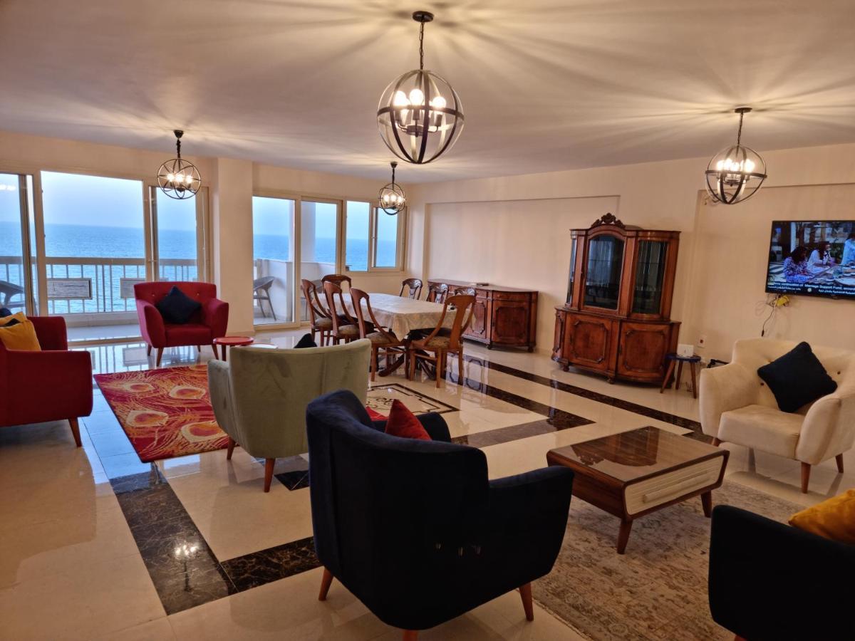 Alex Sea View Apartment - Families Only Александрия Екстериор снимка