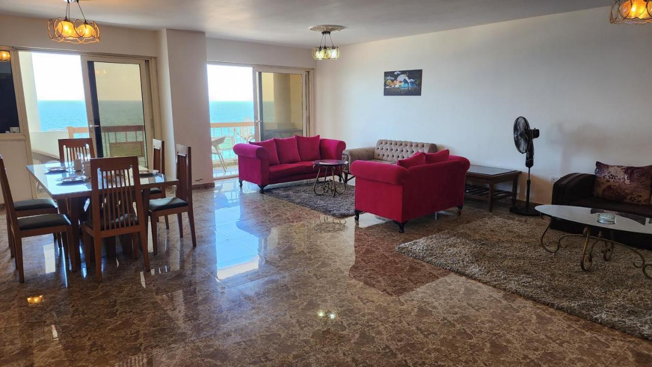 Alex Sea View Apartment - Families Only Александрия Екстериор снимка