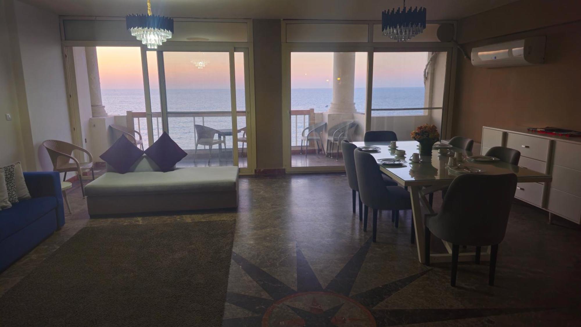 Alex Sea View Apartment - Families Only Александрия Екстериор снимка